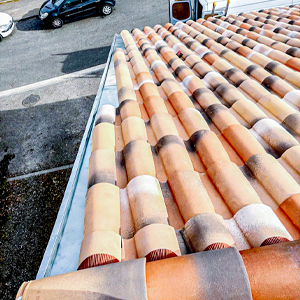 Travail de grande qualité, charpentier chéneau couvreur zingueur, couverture zinguerie sur Pibrac, Colomiers, Aussonne, Cornebarrieu